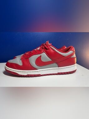 Nike Men's UNLV Dunks
